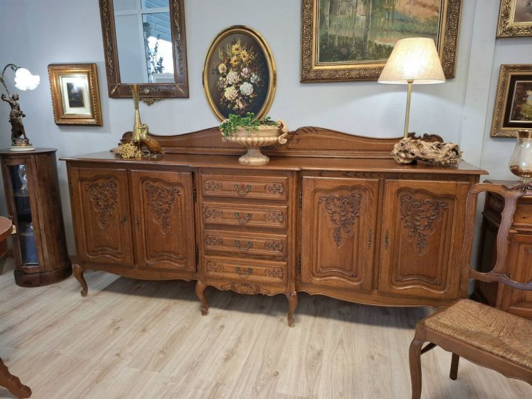 Aparador franc&eacute;s de roble