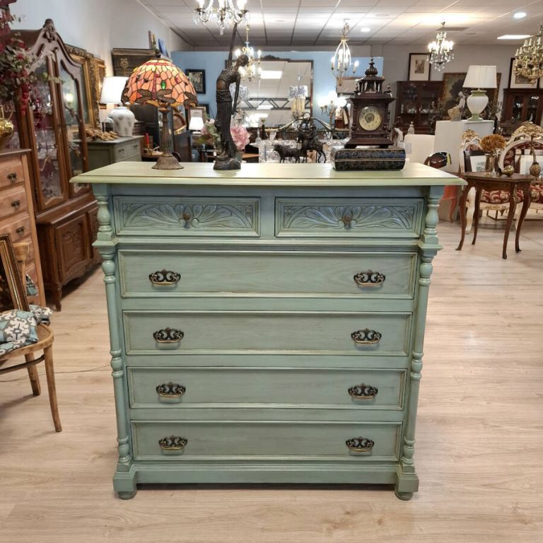 C&oacute;moda provenzal en verde azulado