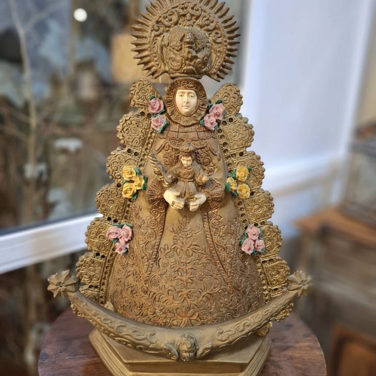 Escultura de terracota Virgen del Rocío