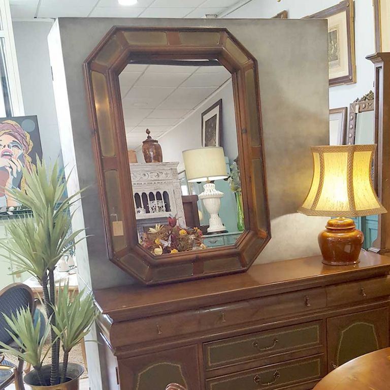 Espejo octogonal de madera