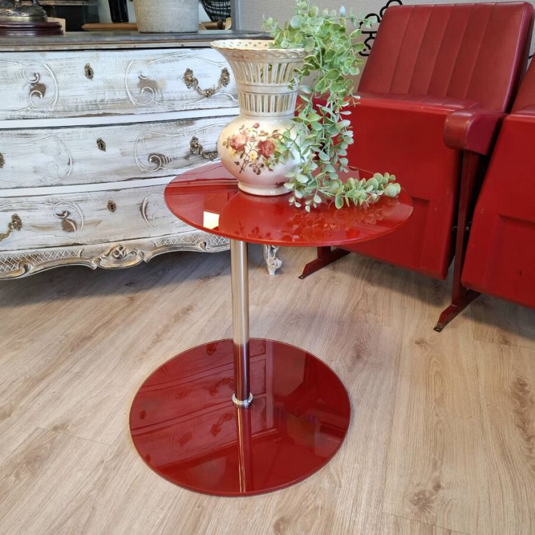 Mesa auxiliar diseño rojo