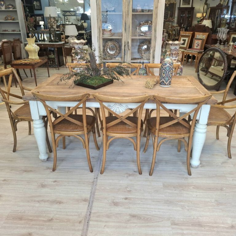 Conjunto de comedor estilo provenzal