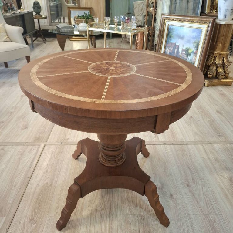 Mesas y Mesas auxiliares