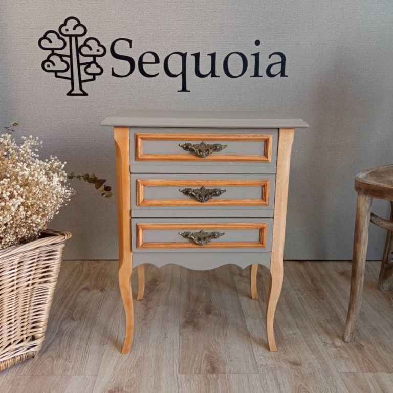 Mesilla de noche 3 cajones