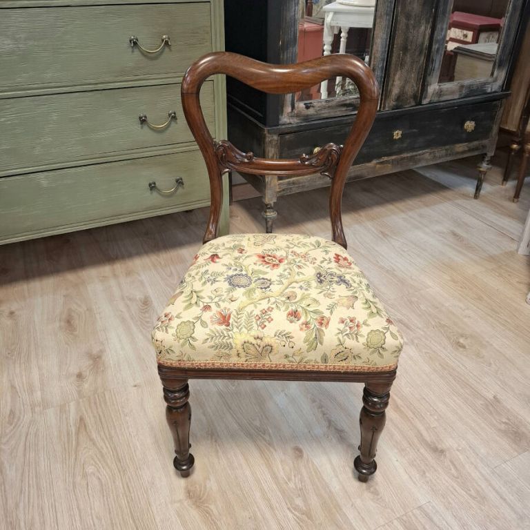 Silla victoriana de caoba