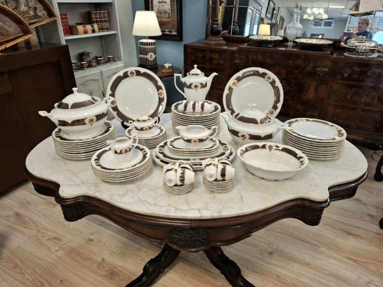Vajilla Graf Von Henneberg 1777
