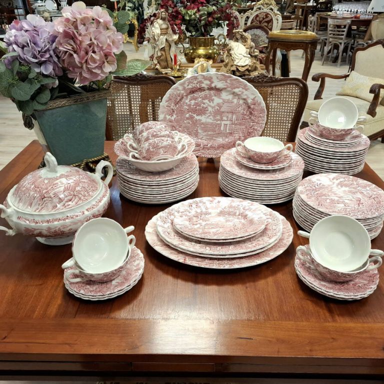 Vajilla rosa Myott